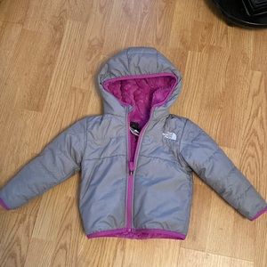 Preowned TheNorthFace Toddler girl reversible jacket 12-18 months Excellent